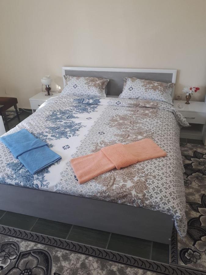 Евтини Апартаменти И Стаи До Морето-Варна-Евксиноград-До Dentaprime St Constantin et Helena Extérieur photo
