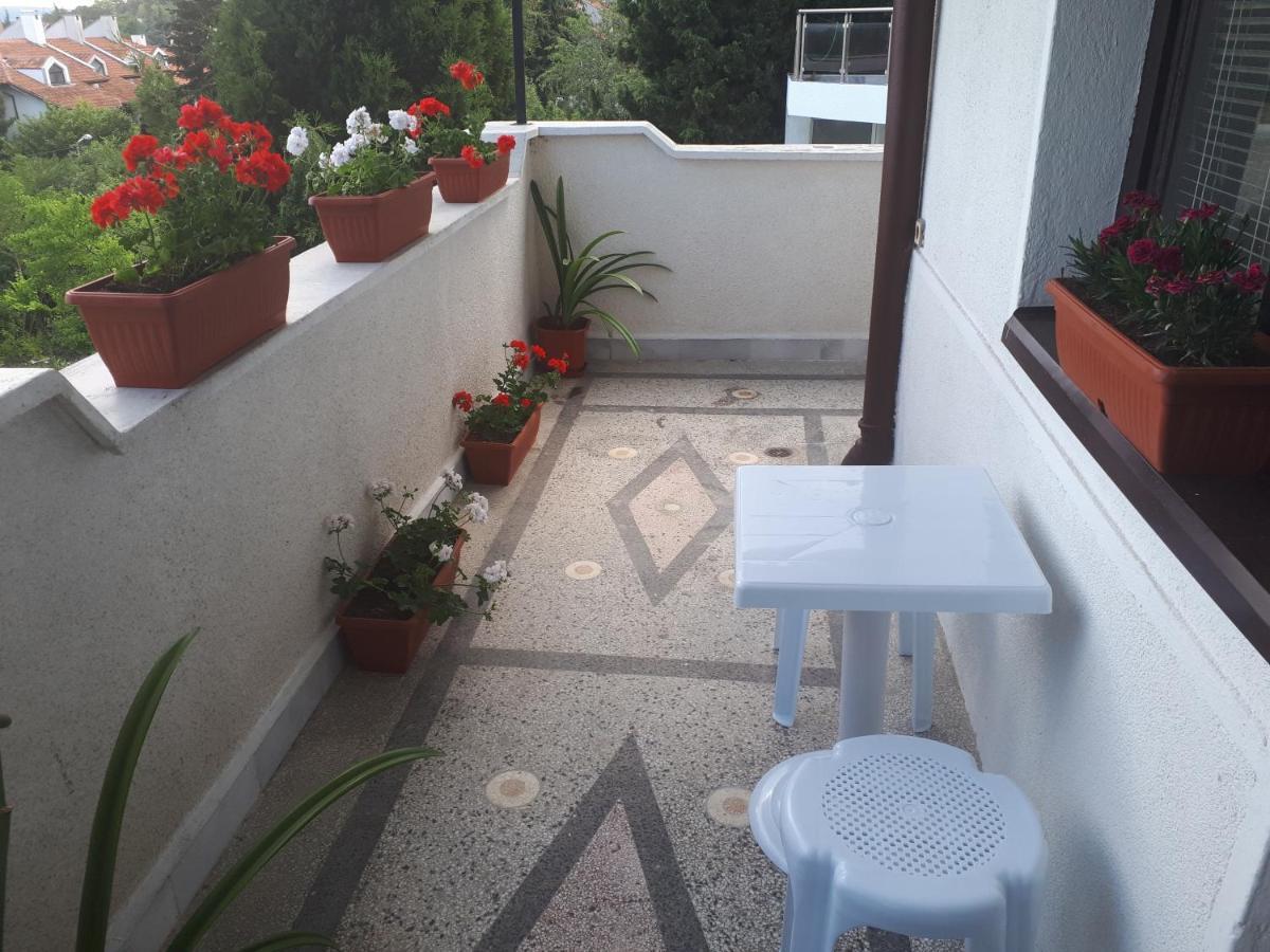 Евтини Апартаменти И Стаи До Морето-Варна-Евксиноград-До Dentaprime St Constantin et Helena Extérieur photo